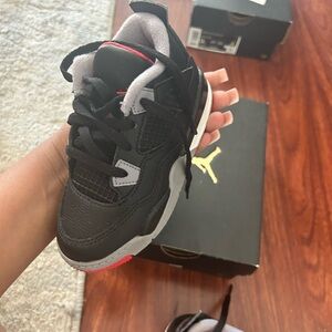 Retro Jordan 4. 9c black and red
